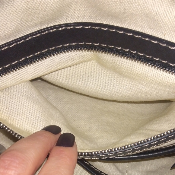 Michael Kors Black Studded Shoulder Bag With Dust Bag And Key And Lock Nwot ✨✨✨✨ - Picture 6 of 8